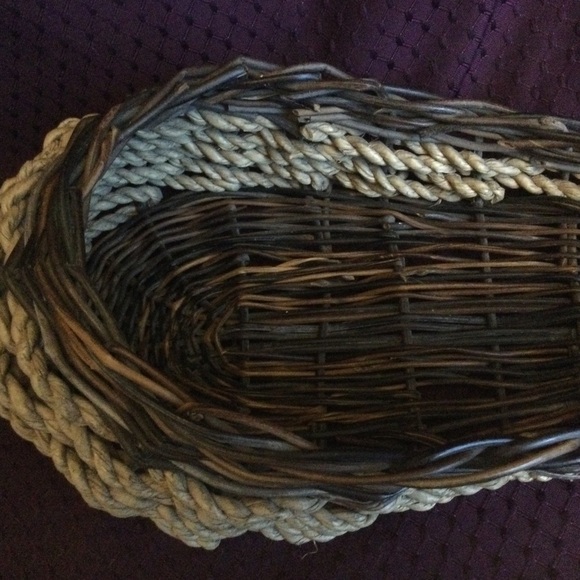 Decorative Wicker Wall Pocket Boho Planter 12" Basket - Picture 8 of 14